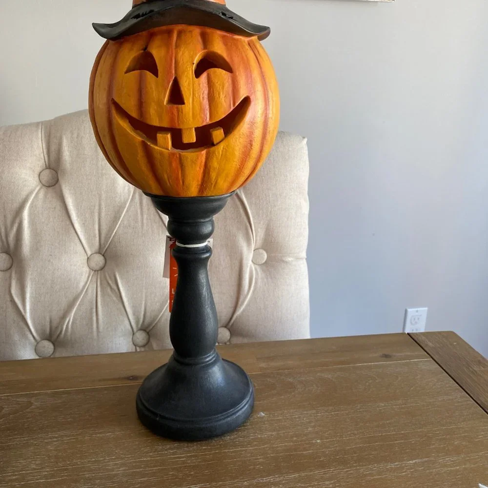 Pumpkin-Head Jack-O-Lantern LED Pedestal Lamp 20
